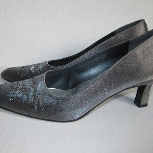 Stuart Weitzman Satin Shoes Women’s 9 B Silver Matte Prom Block Heel Rhinestone